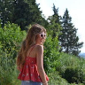 Meet your Posher, Carina